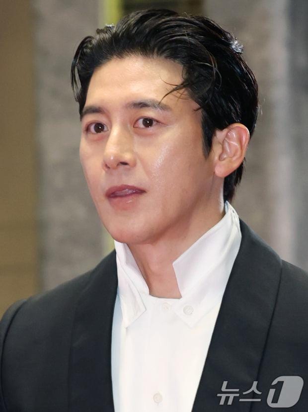 육성재, 새 드라마 나인 투 식스 확정 "박민영 흔드는 역대급 연하남"