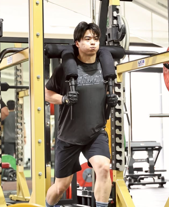한화 이글스 왕옌청 프로필 나이 국적 연봉 아시아쿼터