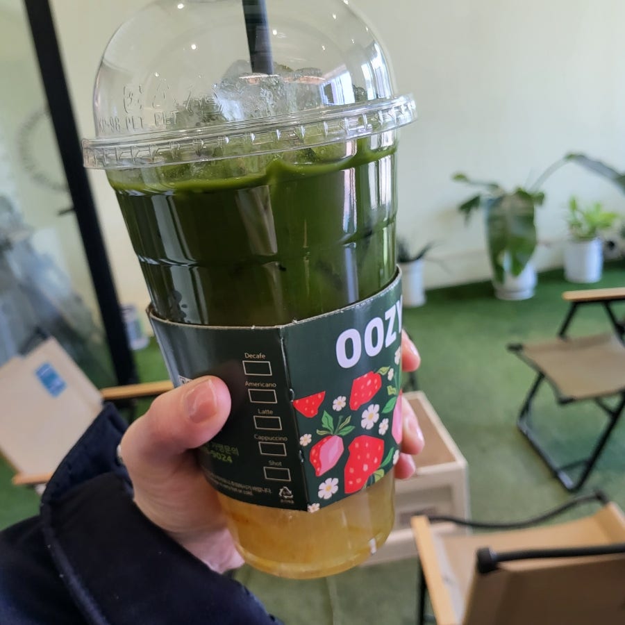우지커피 안성아양점 사진 1