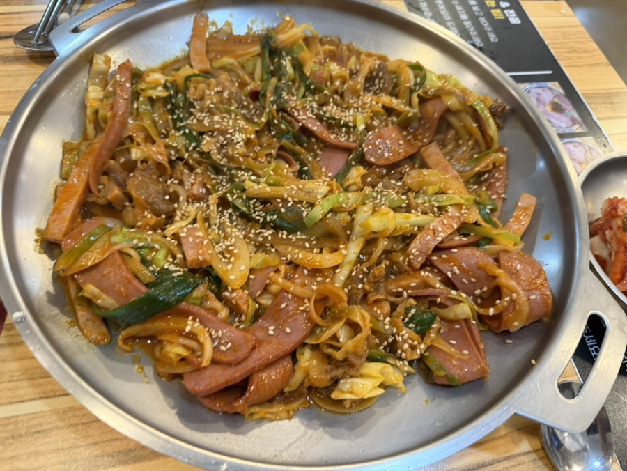 이태리부대찌개 다산점 사진 4