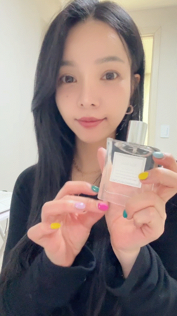  봄을 부르는 보랏빛 초대: 아로 라일락 향수 'Like lilac' 리뷰