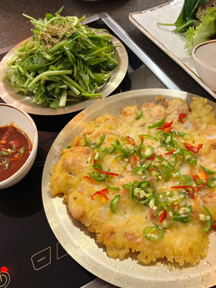  문정역 매콤한 국물요리 맛집 얼큰한 특수부위 닭매운탕 닭국집