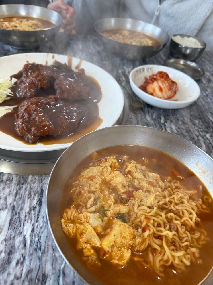  [울산 근본 맛집] 동구 꽃바위의 찐 ‘근본’ 노포! 문현고 옆 ‘해양식당’ 돈까스 & 라면 조합에 취하다 
