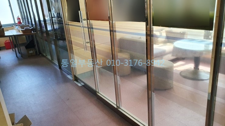  내서읍 중리 중대형 사무실 매매 4억 또는 임대 보4천/월180만 - 방판사무실, 교회, 중소기업사옥 추천