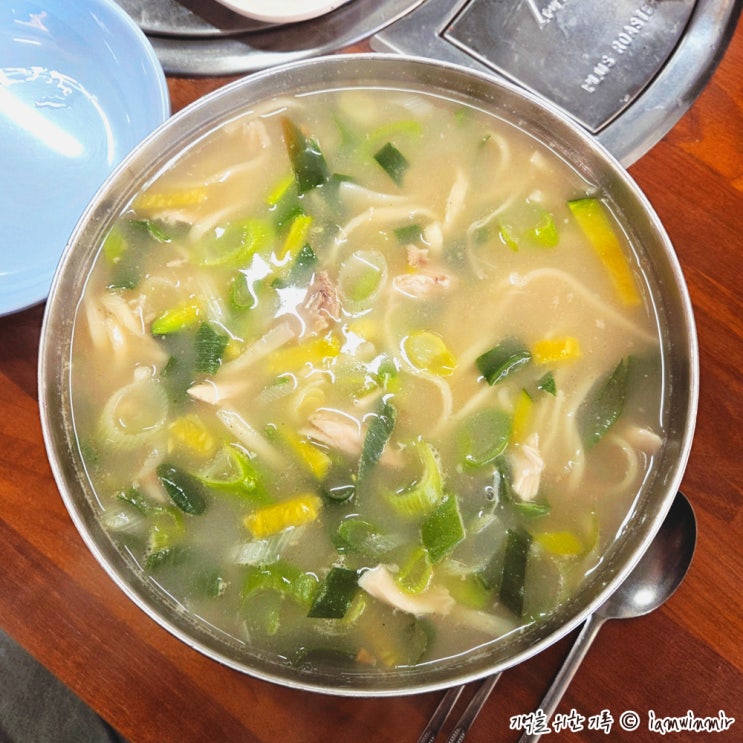  신림동 닭칼국수 맛집 토방닭한마리