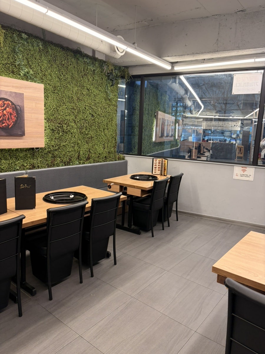 유가네닭갈비 괴정역점 사진 4