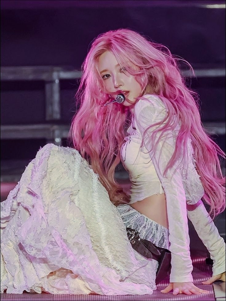 IVE Gaeul's Saju: Reincarnation of Persephone from Greek Mythology