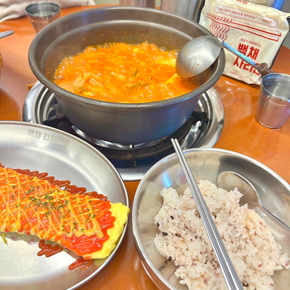 백채김치찌개 숙대입구점 사진 3