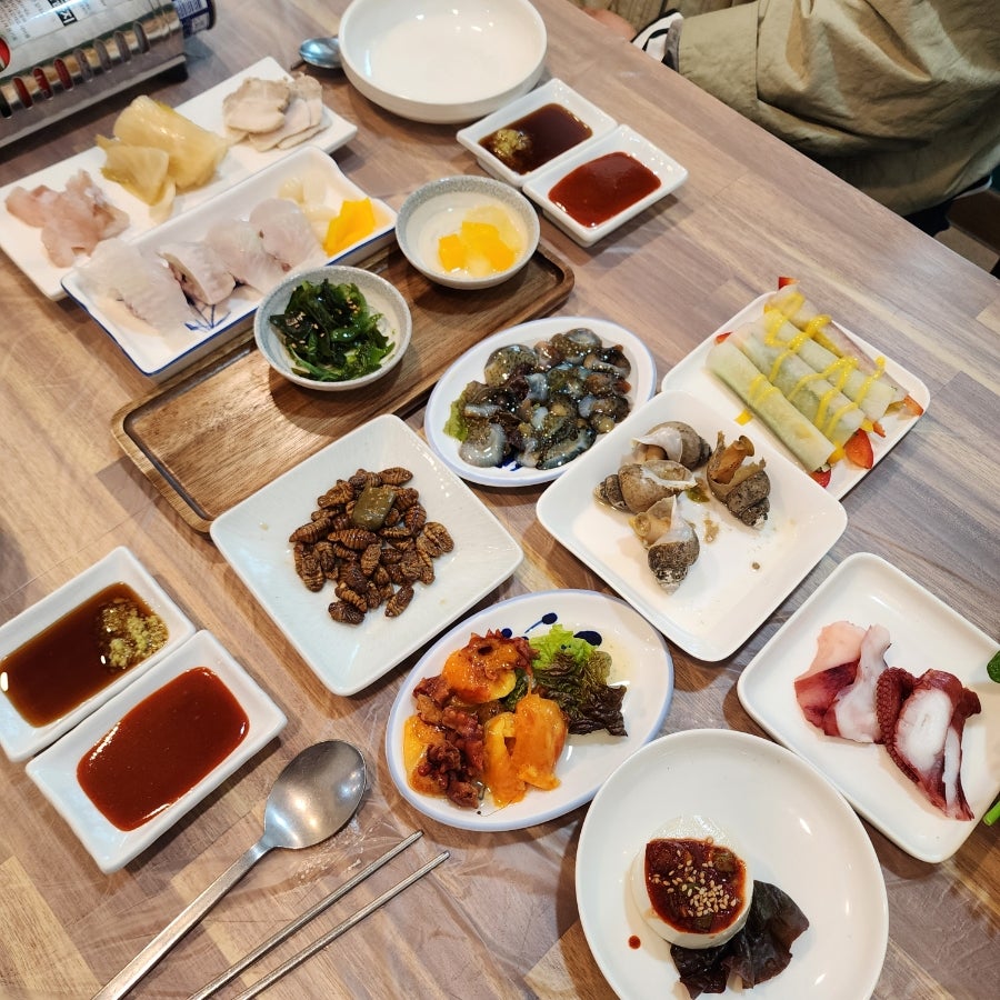 회뜨는집 사진 4
