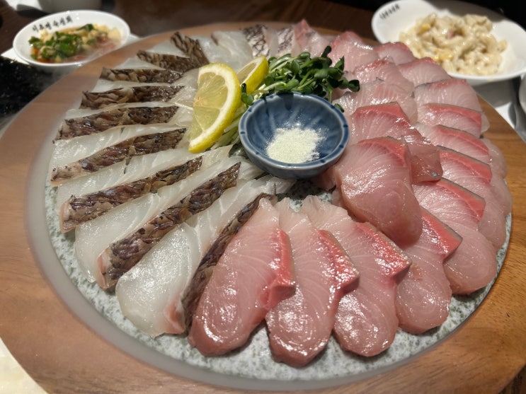  고려대 횟집맛집, 매운탕에 두번 반하는 <이춘명숙성회 안암점>