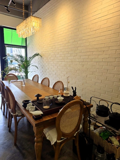 대만에서 마신 우롱차 맛 그대로! 코끝에 맴도는 수국차의 여운 &  토마토 정과와 금귤 정과의 매력에 빠진 날 -  김해 찻집 추천 살롱드꽃떼티하우스