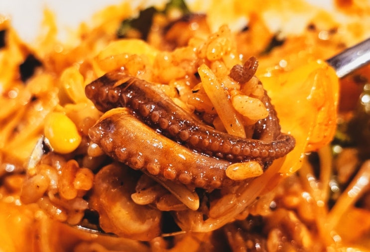   목동 쭈꾸미 맛집 찾았다! 41타워 ‘봉혜자네주방’ 쫄면+보쌈까지 한방에 먹는 찐후기