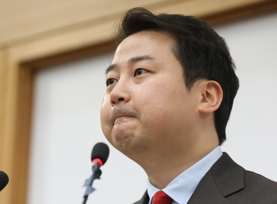 "결국 선거 못 나간다!" 장예찬 150만 원 벌금형 확정, 여론조사 꼼수 홍보의 치명적 대가