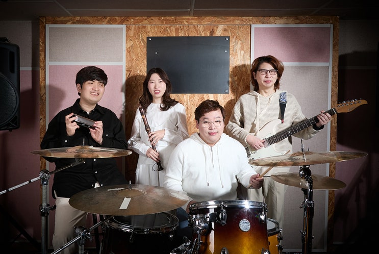 서로가 서로의 악보가 되는 밴드, <b>우박</b>이지