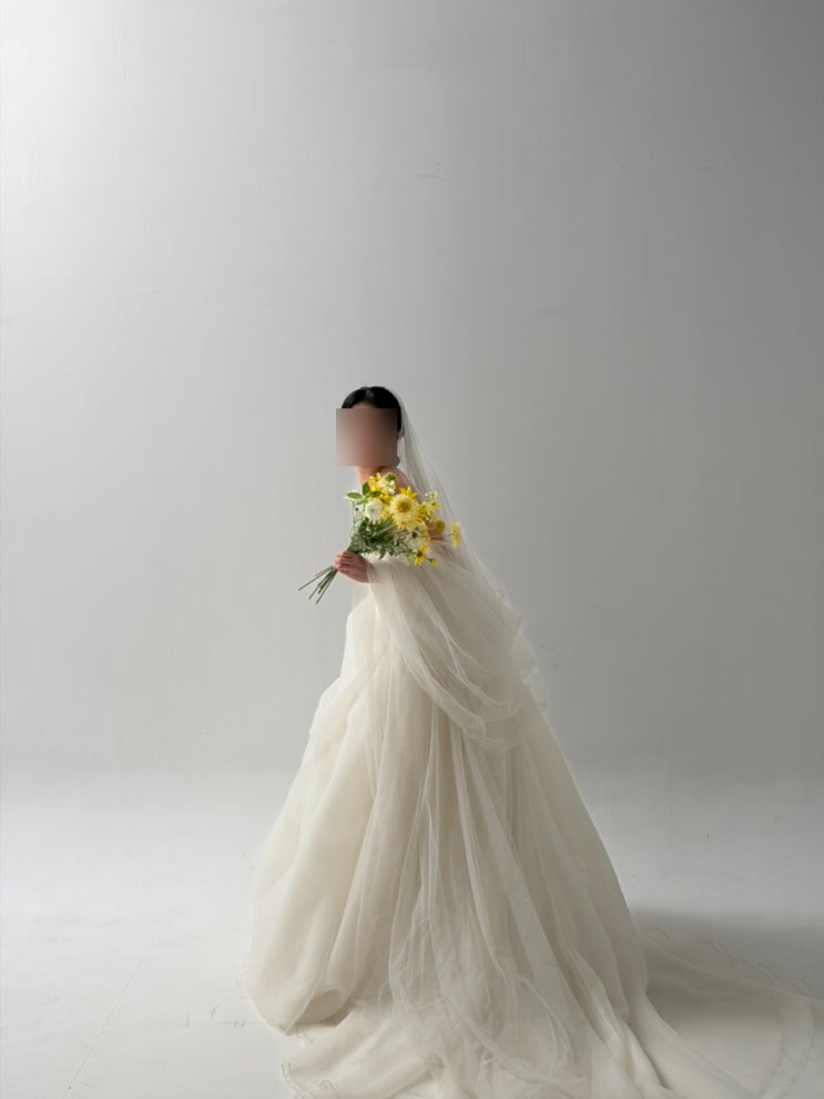  청담 원규스튜디오 화이트 배경 호리존 신부 단독 컷 후기