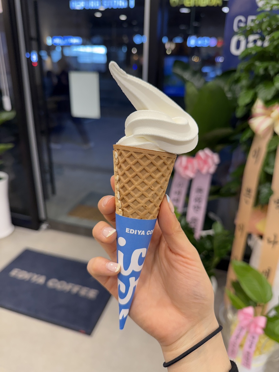 컴포즈커피 춘천한숲시티점 사진 6