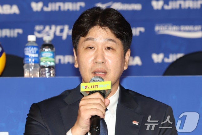 김종민 감독 프로필 결별 경질 통보 배경 이유, 여자배구 정규리그 1위 한국도로공사