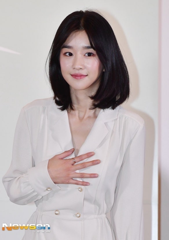 의정부미용실“분위기 미쳤다”… 서예지 중단발, 지금 제일 문의 많은 이유.트리니티헤어....