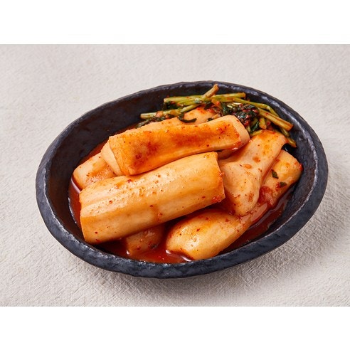 아삭한 감칠맛이 살아있는 대상 종가 총각김치 2.3kg 집밥 반찬 인기 비결