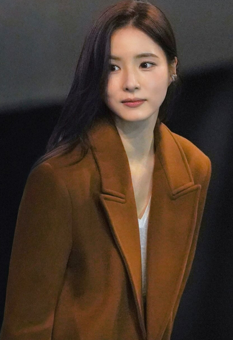 "신세경 6년 만에 로코 복귀"로 주목받는 신세경 꾸안꾸 사복 봄 코디