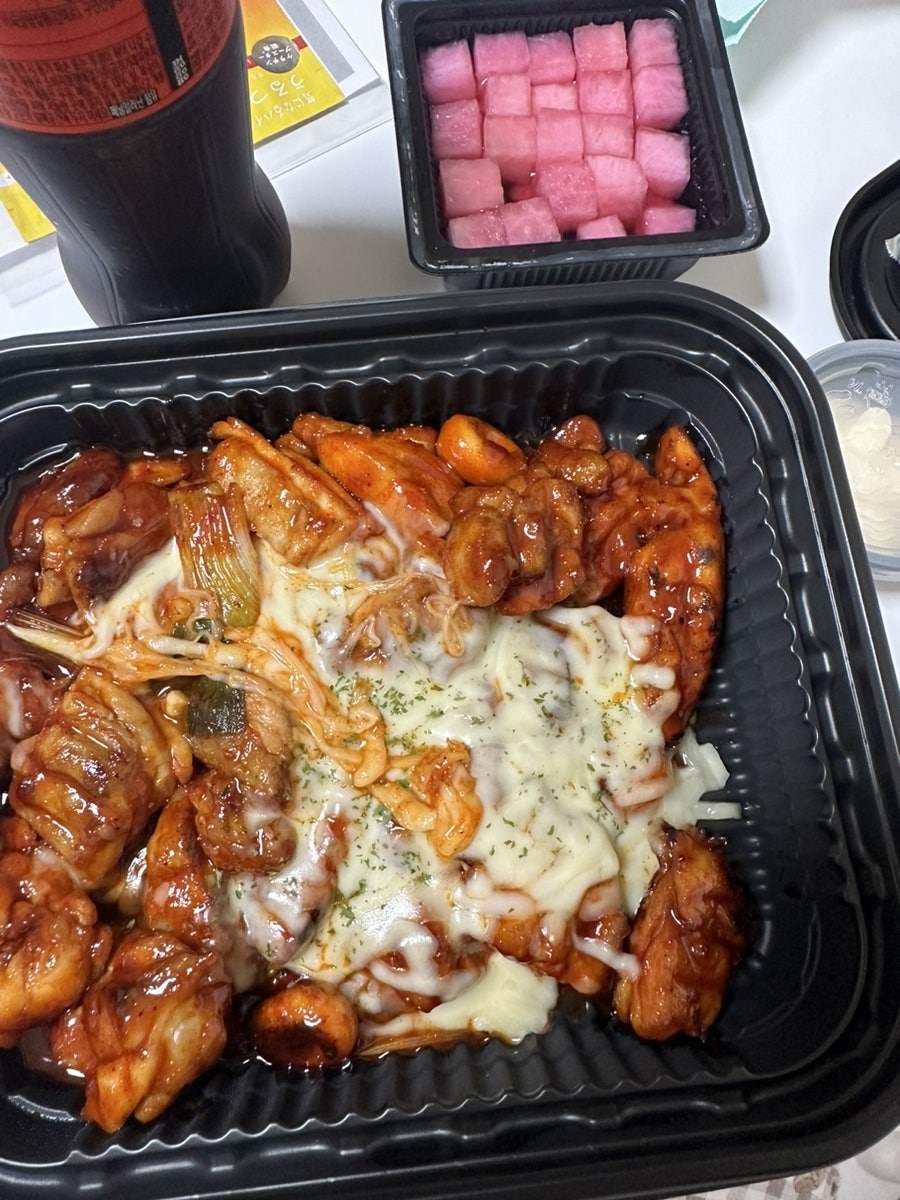 기영이숯불두마리치킨 광진중곡점 사진 1