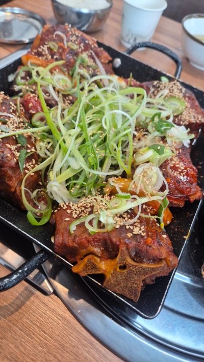속초교동맛집 밥도둑 뼈구이에 반하다! 조프로뼈구이감자탕 속초교동점