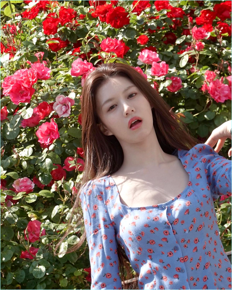  "얼굴에 형광등 켜지네" 벚꽃 데이트룩 종결, 고윤정 지수 윈터 꽃무늬 원피스 코디