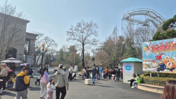  3/28 에버랜드 실시간 후기) 10시 도착했는데 워킹사파리 줄이 입구까지 와있음… 오늘 역대급입니다