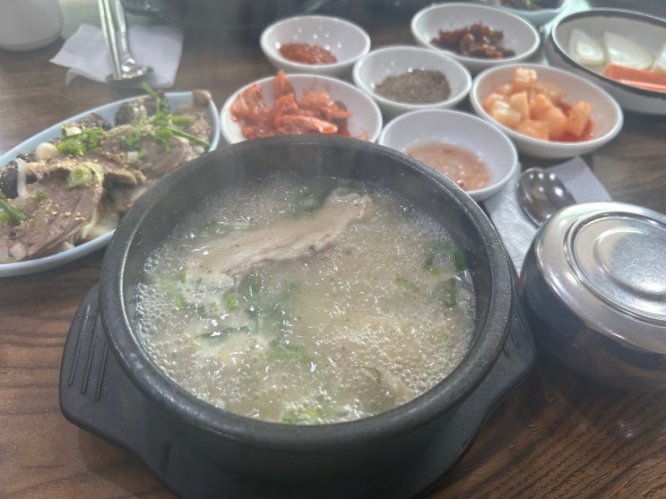  용두동 소주가 생각나는 순대정식 맛집 <병천가마솥순대국 용두본점>