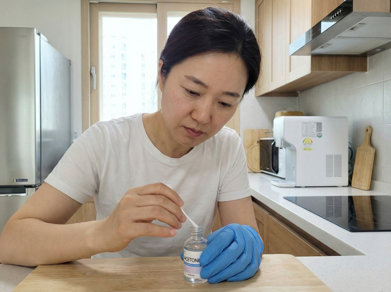 손에 본드 묻었을때 제거, 아세톤 없이 쉽게 떼는법 총정리!
