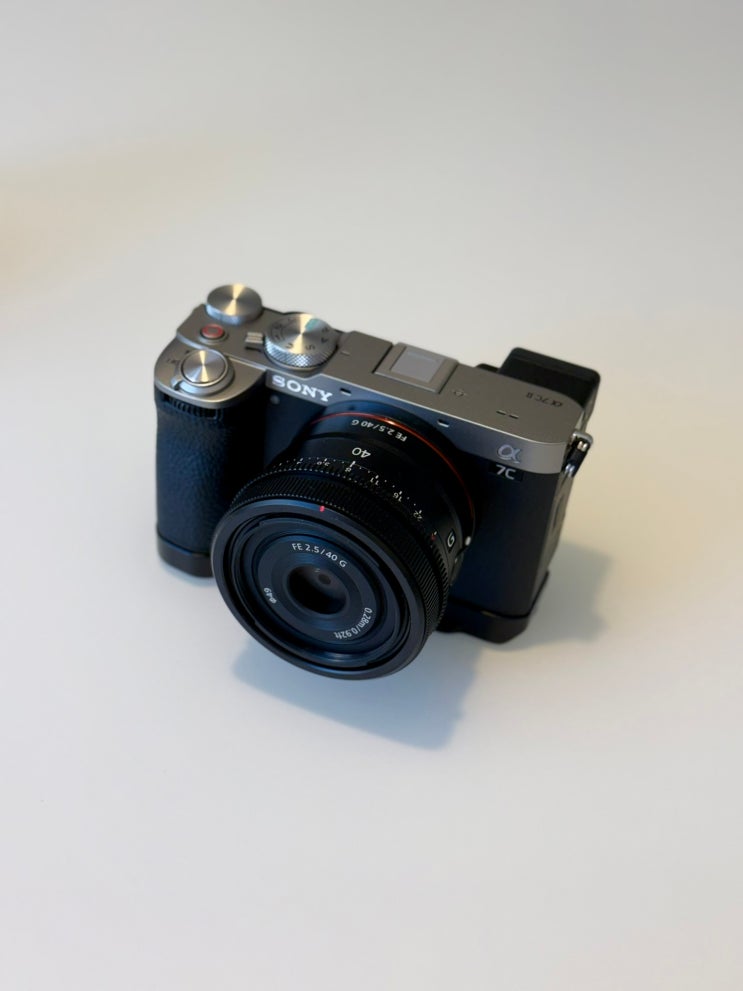  소니 A7C2 + 40G렌즈, 루믹스 S9 + TTArtisan 40mm와 비교해보니