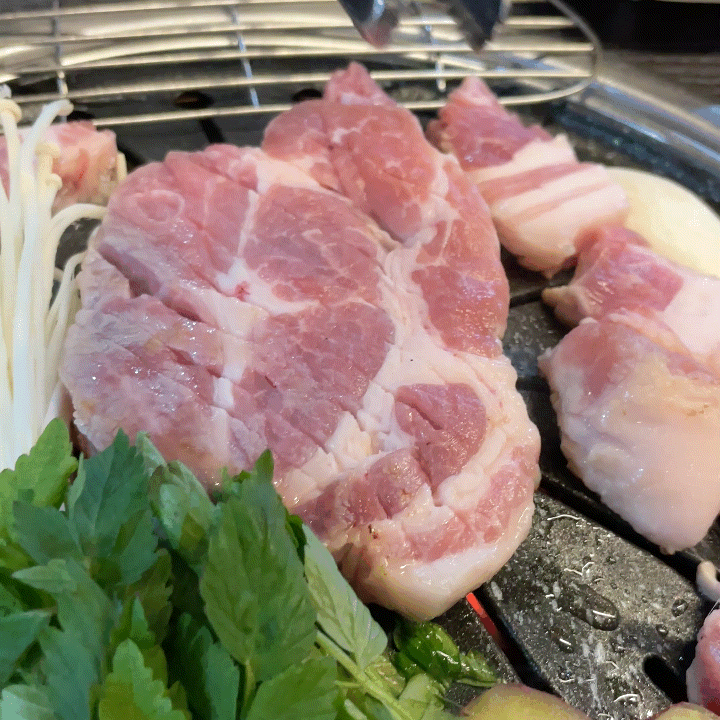  대전맛집추천 가족외식으로는 상대돈 | 생고기 본연의 맛과 정갈한 반찬, 키즈룸까지 완비된 곳