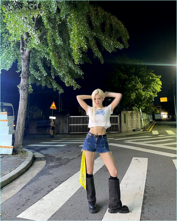 굶어서 뺀 살은 무너집니다. 전소미, 웬디, 아현의 11자 복근 비밀 루틴