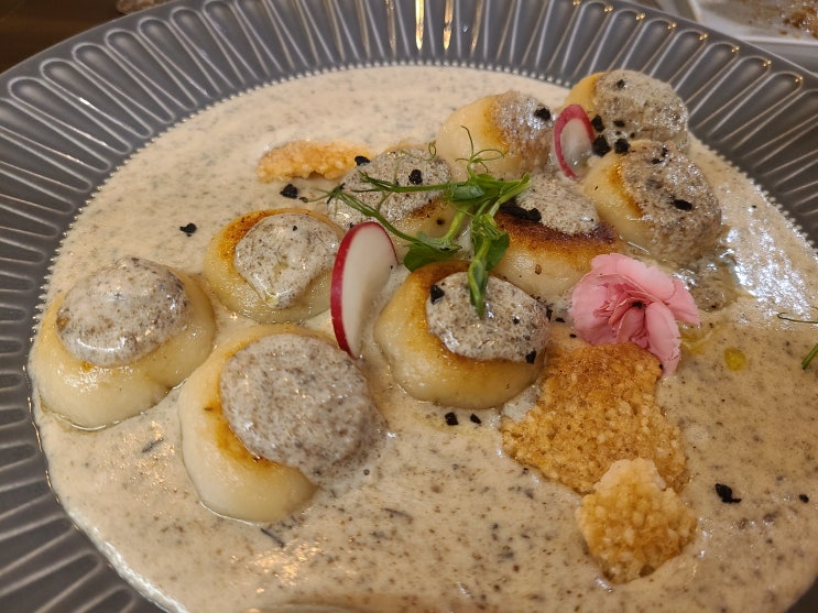  소개팅장소로 강력 추천, 분위기 좋은 경복궁역 맛집 <까사 이태리아>
