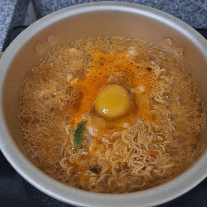 끓여먹었을 때 제일 맛있었던 컵라면은? 사발면 3종 비교 리뷰