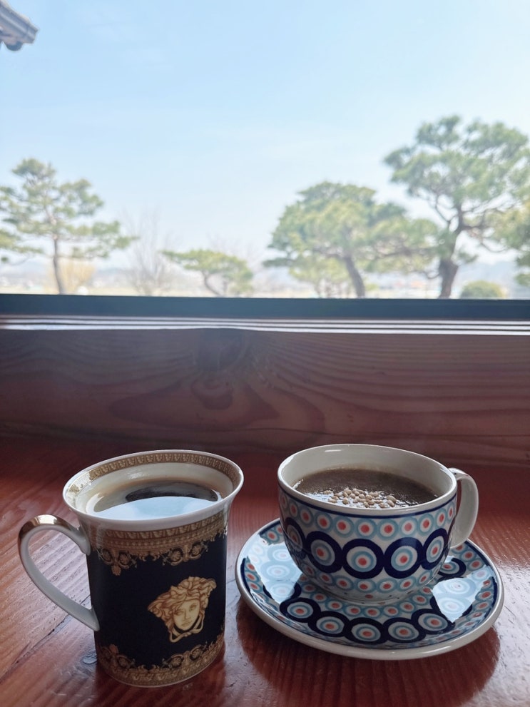  울산 울주군 주차장이 넓은 한옥카페, 자수정 동굴나라 근처에 위치한 단안