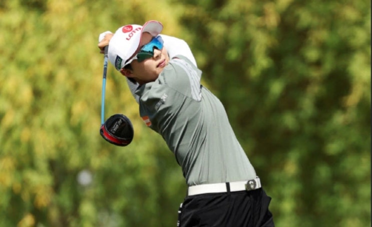  김효주 LPGA 투어 54홀 최소타 신기록 포드챔피언십 2연승, 2연패 눈앞