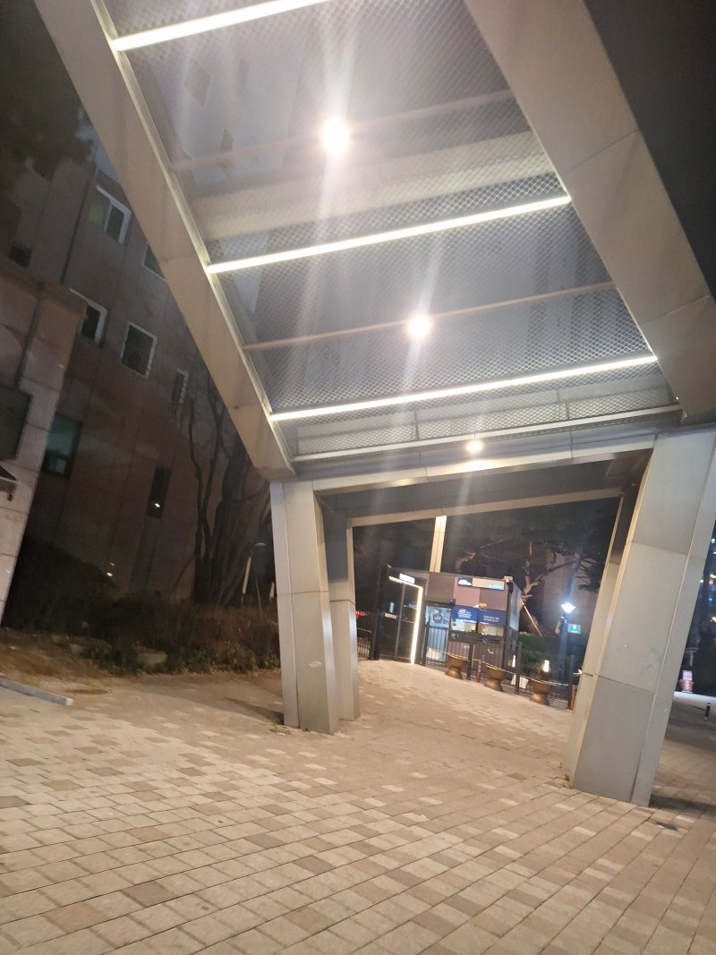 가해자측의 실수로 상해를 입어 인공관절치환술을 한 경우 피해자의 배상책임보험금(손해 ....