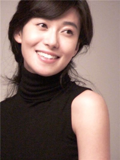 배우 장영남 프로필 나이 결혼 가족 남편 이호웅 아들 자녀 드라마 영화 고향 학력 데뷔 소속....