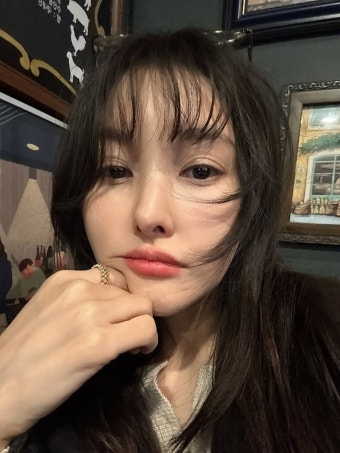 박규리, 일본 여행서 극과극 매력 ‘빈티지 시어링’ vs ‘단아 유카타’ 레전드 걸그룹 미모....