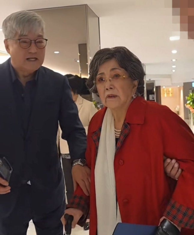 사미자 프로필 배우 근황 고향 나이 남편 자녀 졸혼