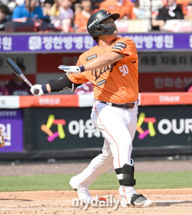 "100억 아깝지 않네~" 한화 강백호 첫 홈런 | 강백호 프로필 나이 연봉 가족 결혼 학력 인스타
