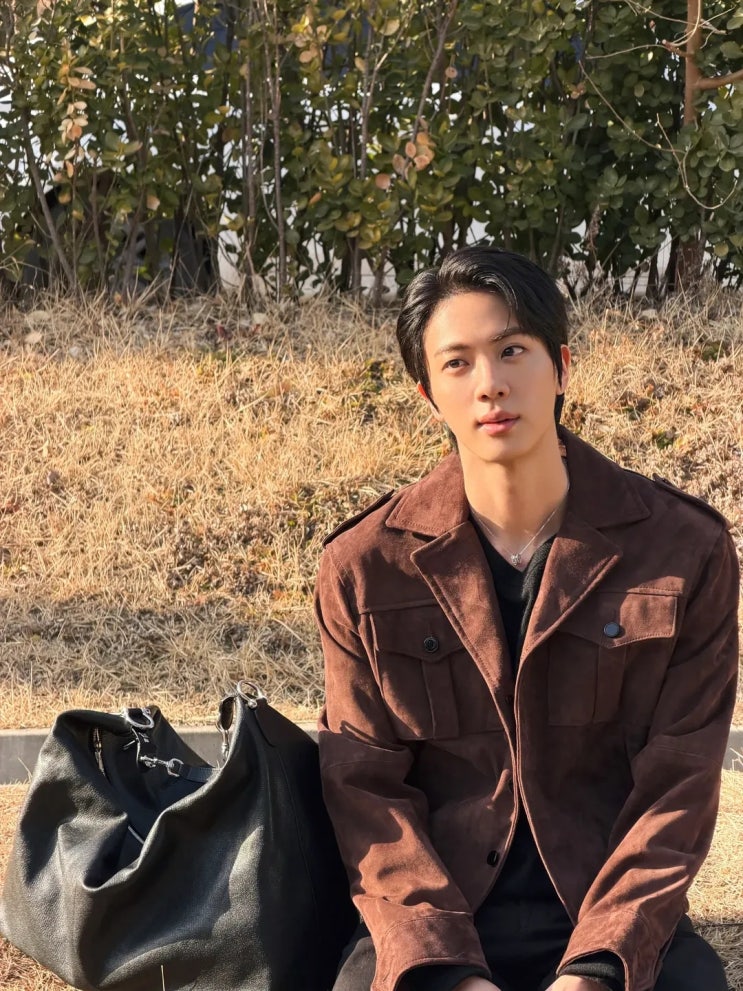  건조한 계절, 부스스한 머리 스타일 관리법에 대해 송파나루 미용실에서 알려드릴게요!