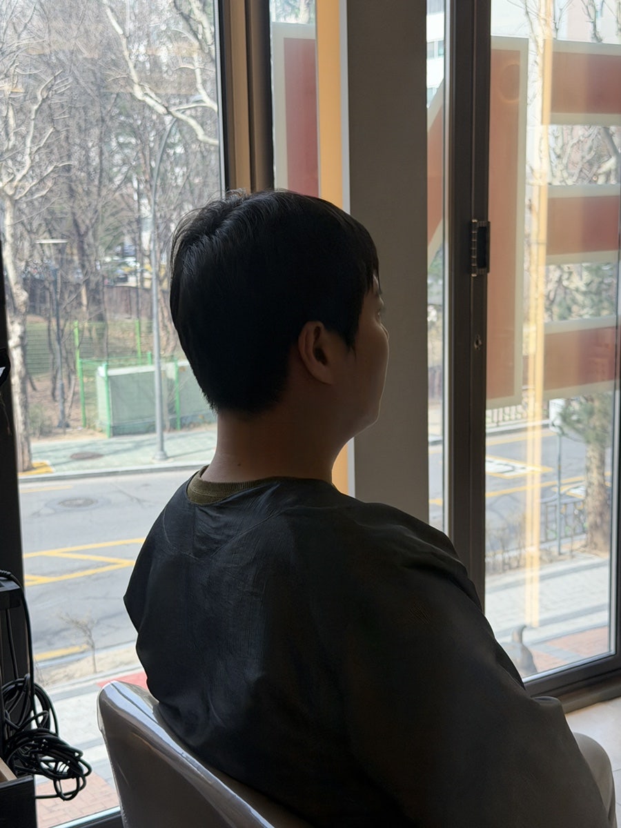 박승철헤어스투디오 마포구청점 사진 1