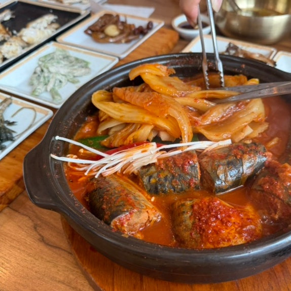  자연 그리고 어반 의왕점 / 김치 고등어조림 강추~