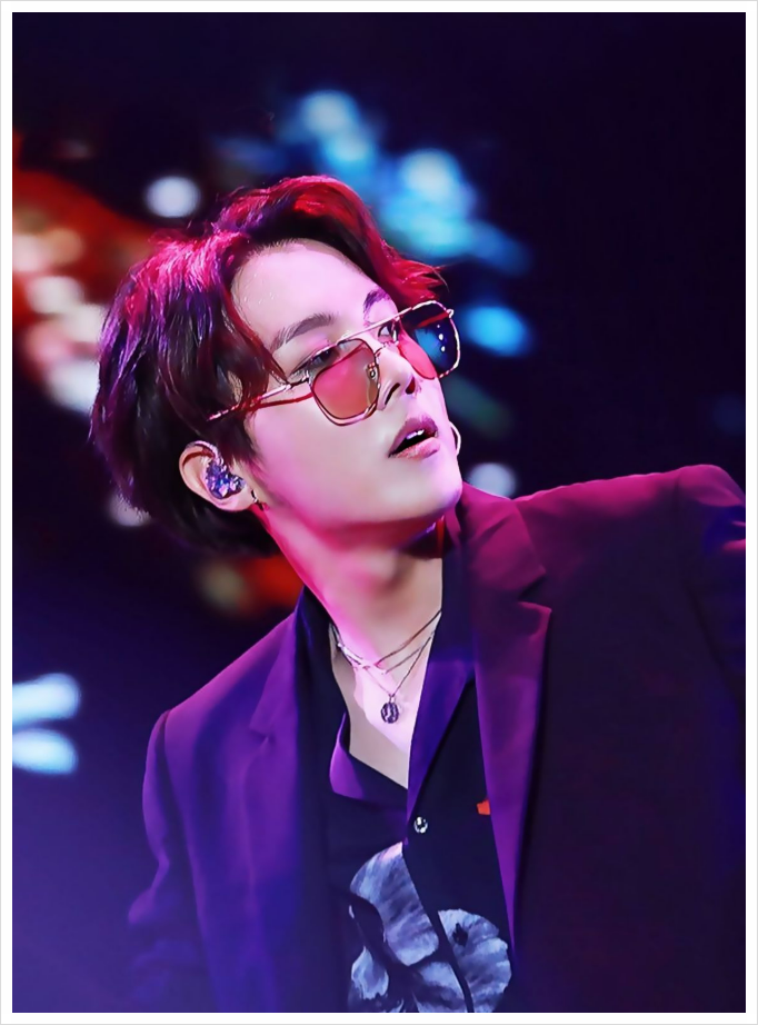 BTS J-HOPE プロフィール：年齢、身長、出身地、国籍、本名、姉、ナムウィキ、楽曲、メンバー、インスタグラム