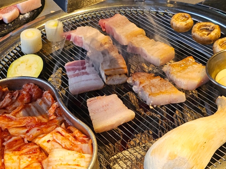  수성못맛집 안동뒷고기 리저브 후기 삼겹살 항정살 잔치국수까지 완벽