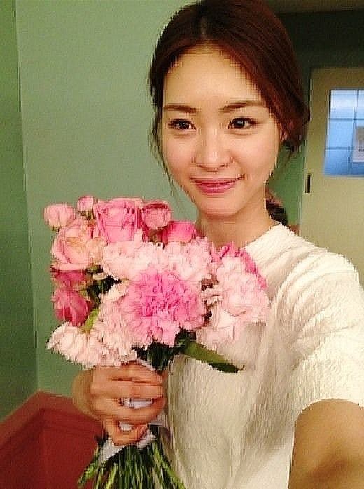 이연희 남편 고백, 친구들 불신 폭발…“나 사귄다” 말해도 안 믿은 사연