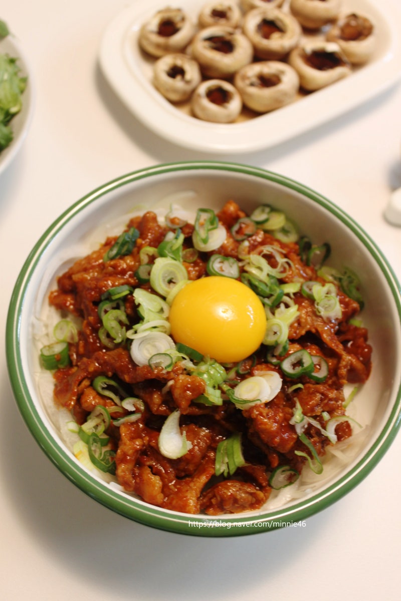 김진순 님 제육덮밥 양념장 쉽고 맛있는 화제의 제육볶음