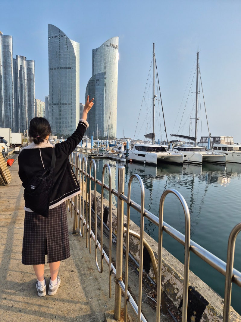 [부산여행] 해운대 요트경기장 해안 투어/해운대 거리공연/부산 해운대구'더베이'101식당/맛....